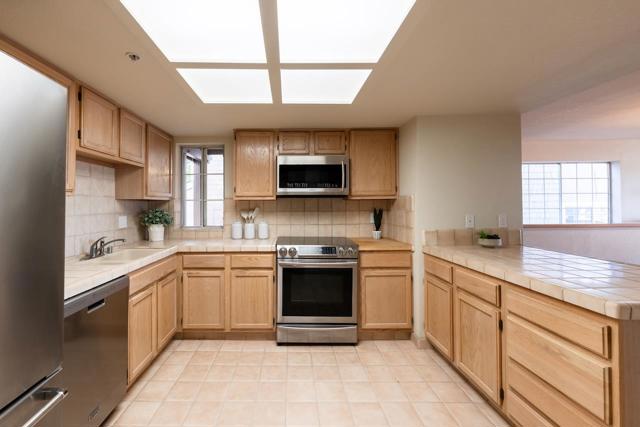 160 Seascape Ridge Drive, Aptos CA: https://media.crmls.org/mediaz/d673eeb8-c9e5-498e-89cb-cc84e2be92d5.jpg