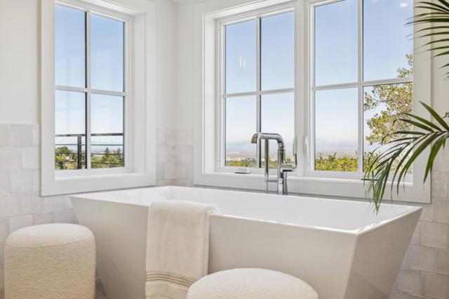 717 Vernal Way, Redwood City CA: https://media.crmls.org/mediaz/d673fe03-d605-43a4-a79b-833b4b3de2a9.jpg