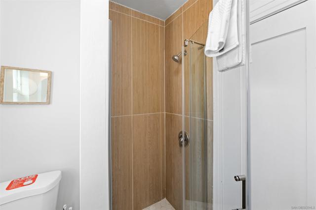 1817 19 Sunset Cliffs Blvd, San Diego CA: https://media.crmls.org/mediaz/d6741899-51d5-4400-bc54-17f5bd35c5ab.jpg