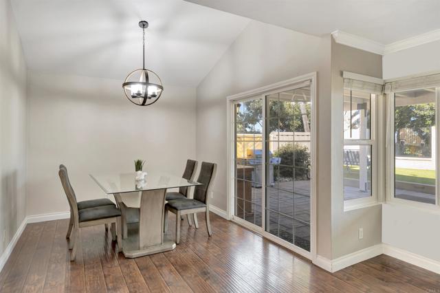 Detail Gallery Image 9 of 49 For 9525 High Park Ln, Rancho Penasquitos,  CA 92129 - 3 Beds | 3 Baths