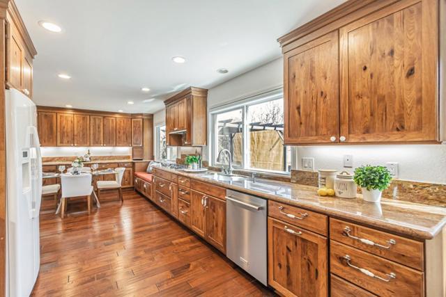 4650 Park Concord Place, San Jose CA: https://media.crmls.org/mediaz/d6762985-877f-4876-a9d0-4144ab7f0a9a.jpg