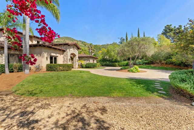 Image 56 of 67 For 2428 Catalina Avenue