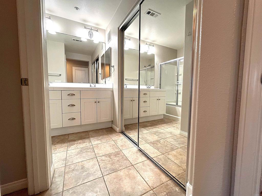 820 Harbor Cliff Way - photo 18