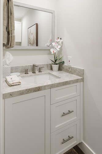 20 W 3rd Avenue, San Mateo CA: https://media.crmls.org/mediaz/d6775442-49eb-442b-92f7-4c3399b24718.jpg