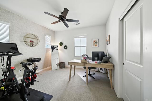 232 Reserve Court, San Marcos CA: https://media.crmls.org/mediaz/d677cb05-18d4-499d-ab1d-12bc215aba91.jpg