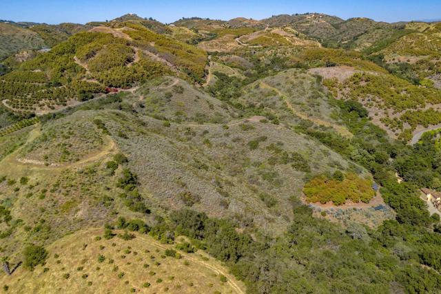 Detail Gallery Image 14 of 20 For 9 10 Calle Cresta Rd, Temecula,  CA 92590 - – Beds | – Baths