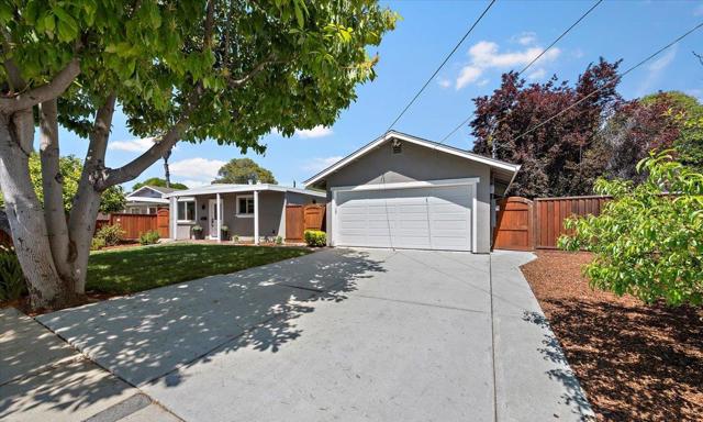 575 Fir Avenue, Sunnyvale CA: https://media.crmls.org/mediaz/d6787da3-a52b-424e-b135-27e11d152661.jpg