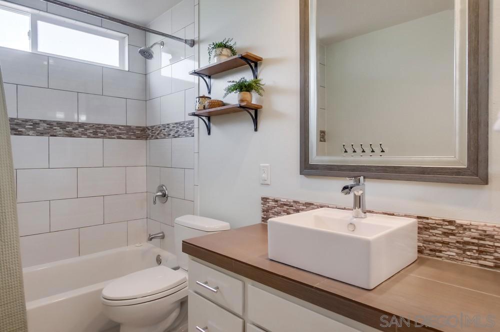 MLS #250035430SD image #34