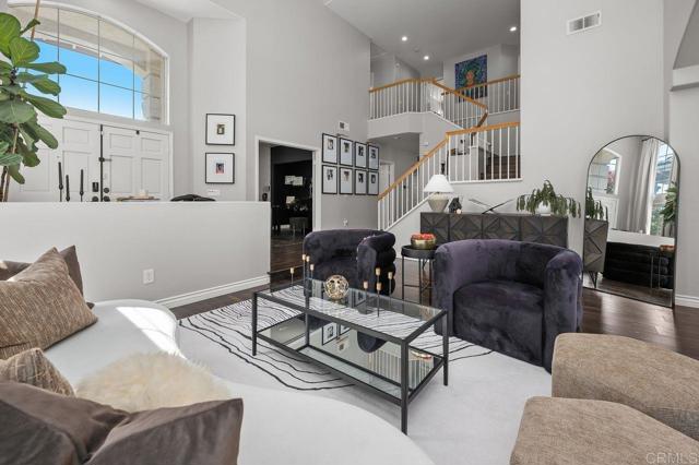 509 Windy Way, Chula Vista CA: https://media.crmls.org/mediaz/d6795612-1da8-446b-b54f-0cd4f4d0f93f.jpg
