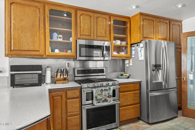 1213 Doris Avenue, Oxnard CA: https://media.crmls.org/mediaz/d6796694-4043-4245-8fc8-cf60eafb450d.jpg