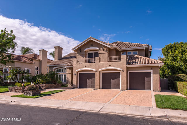 48 Golden Glen Drive, Simi Valley CA: https://media.crmls.org/mediaz/d6796a83-e04c-40a5-a4ec-43e6b321d0c5.jpg