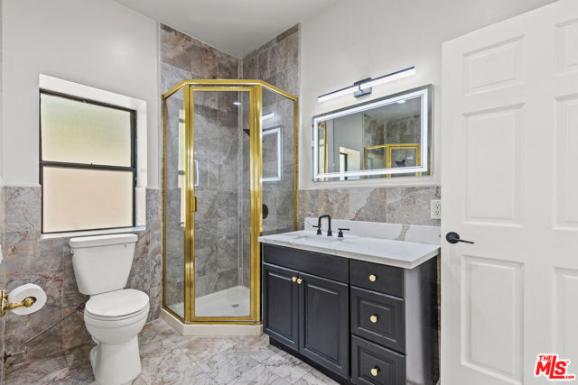 2646 Rinconia Drive, Los Angeles CA: https://media.crmls.org/mediaz/d67b1640-2068-4929-922a-7aca300c29d7.jpg