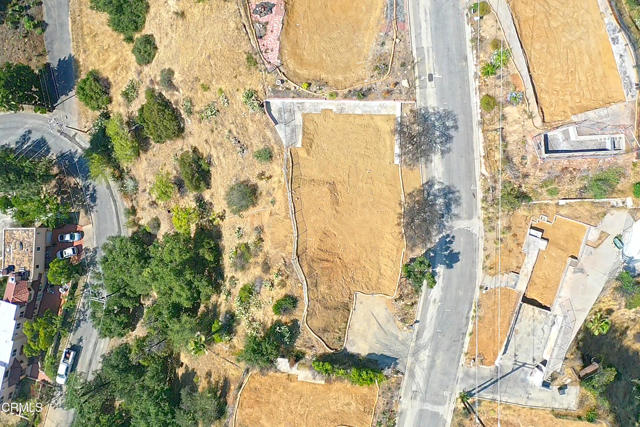 3017 Zane Grey Terrace, Altadena CA: https://media.crmls.org/mediaz/d67b8f1f-fc72-405c-a5fd-b4104c67ed8a.jpg