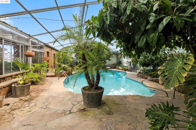 3112 View Drive, Antioch CA: https://media.crmls.org/mediaz/d67f3549-f65f-43a0-89af-9cea2b65ac11.jpg