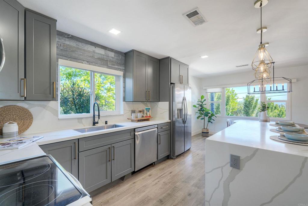 1937 Bernardo Avenue - photo 12