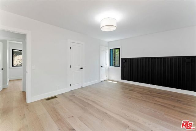 21171 Colina Drive, Topanga CA: https://media.crmls.org/mediaz/d68010ae-d2fe-476f-b248-ed6b29ed2a34.jpg