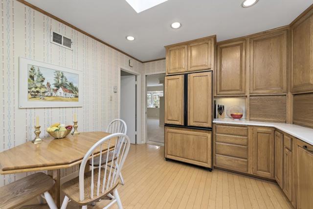 770 Mora Drive, Los Altos CA: https://media.crmls.org/mediaz/d680359a-a983-4ed1-90f5-d2bb1f4965e6.jpg
