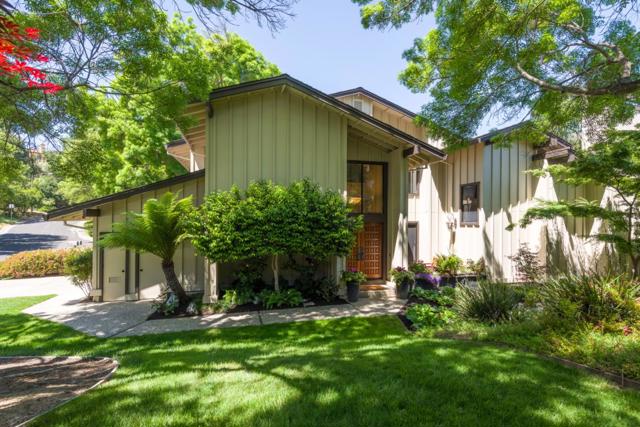 1265 Trinity Drive, Menlo Park CA: https://media.crmls.org/mediaz/d680458d-98a3-465e-966c-43c59808013d.jpg
