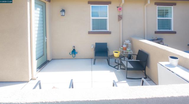 2299 Rustic Oak Ln, Rio Vista CA: https://media.crmls.org/mediaz/d68164b8-6eb3-4e28-9daa-f5874342948f.jpg