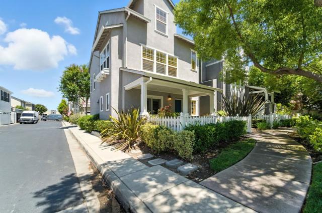 50 Waterford Court, Campbell CA: https://media.crmls.org/mediaz/d68179ab-0226-4100-b44f-1f8807f6c5ef.jpg
