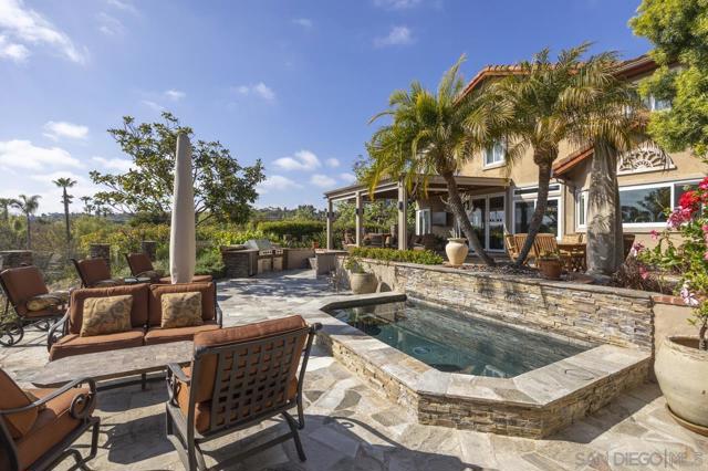 3245 Brookside Ln, Encinitas CA: https://media.crmls.org/mediaz/d681b678-6e0b-4b8b-a3cf-23f17a11a030.jpg