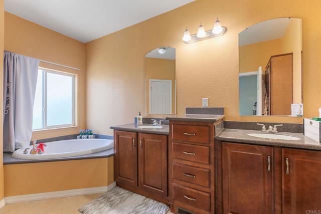 26671 Littlepage Road, Ramona CA: https://media.crmls.org/mediaz/d6843de0-7aa1-41b4-a6dc-1ca3812266d5.jpg