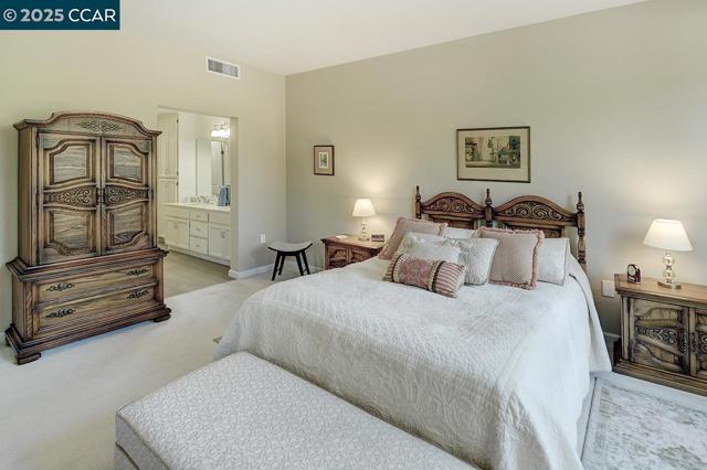 5910 Horsemans Canyon Dr, Walnut Creek CA: https://media.crmls.org/mediaz/d6849337-76ab-45e0-97c5-1fd09c8e274f.jpg