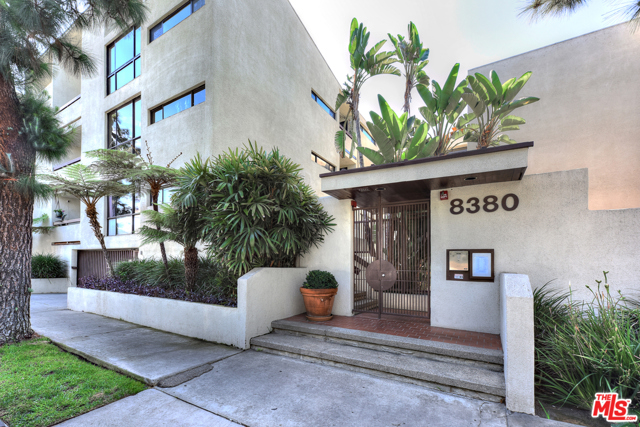 Image 3 for 8380 Waring Ave #108, Los Angeles, CA 90069