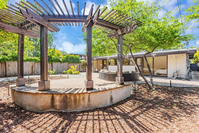 271 Woodhams Road, Santa Clara CA: https://media.crmls.org/mediaz/d684ba63-3f0a-4dd4-a8b3-94c7d9e7f1ae.jpg