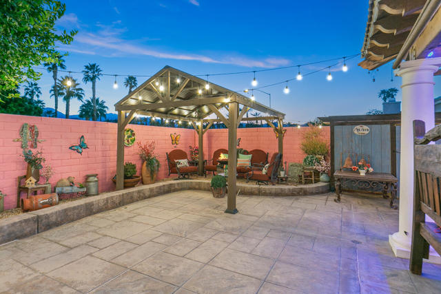 80687 Veranda Lane, Indio CA: https://media.crmls.org/mediaz/d6852a35-8789-41d0-b351-3a66775544d4.jpg
