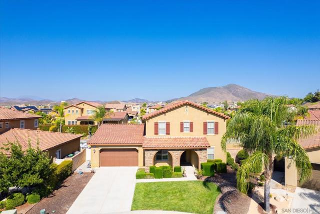 35056 Knollview Ct, Winchester CA: https://media.crmls.org/mediaz/d6856d69-35d2-4eef-8b1a-65b43cd736fb.jpg