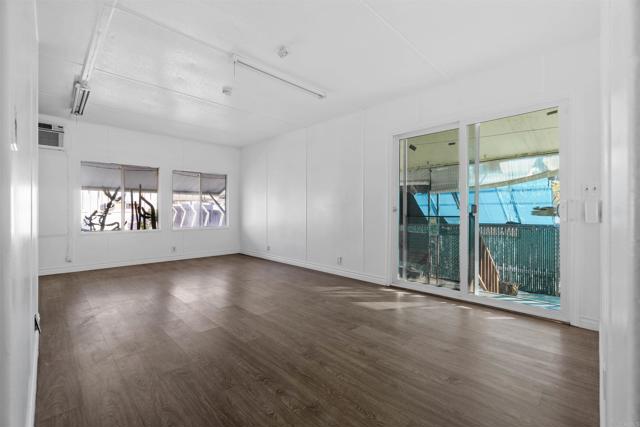 Detail Gallery Image 9 of 29 For 12044 Royal Rd #93,  El Cajon,  CA 92021 - 2 Beds | 1 Baths