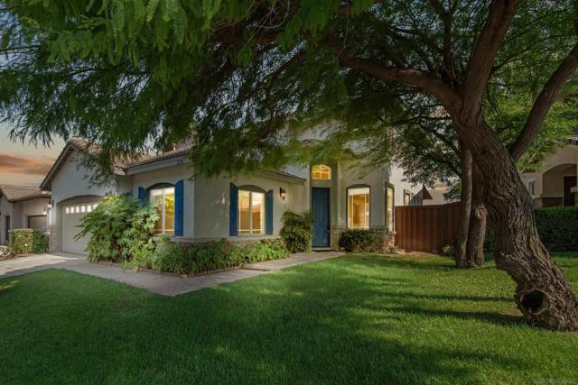 32991 Adelante St, Temecula CA: https://media.crmls.org/mediaz/d6864f60-ba25-4f2f-b9fd-a7e82f1b257a.jpg