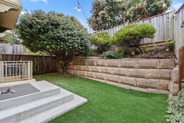 811 La Montagne Place, South San Francisco CA: https://media.crmls.org/mediaz/d6878c43-fe60-43ce-9339-6de838af6e5a.jpg