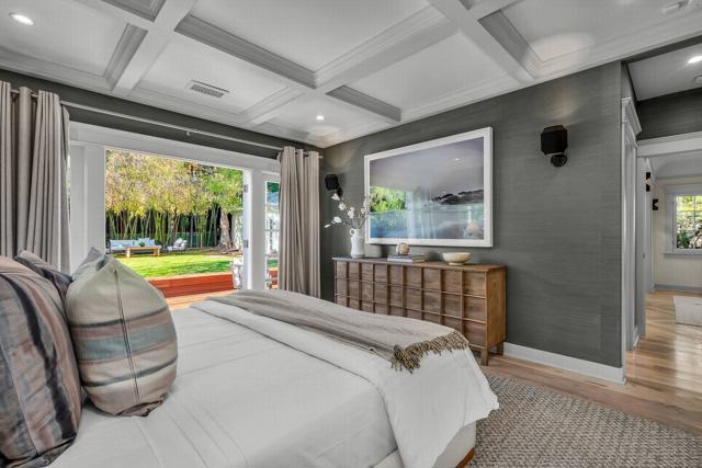 1403 N Orange Grove Avenue, West Hollywood CA: https://media.crmls.org/mediaz/d68afc43-be0f-457c-9d3f-b5790355ab56.jpg