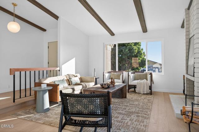 Detail Gallery Image 5 of 42 For 7023 Meadowview Ct, Ventura,  CA 93003 - 4 Beds | 2/1 Baths