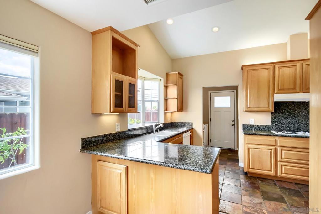 6542 Delfern St - photo 11