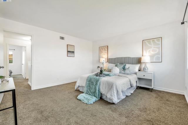 4312 Solano Way, Union City CA: https://media.crmls.org/mediaz/d68dd2d3-80a7-4d89-b634-0cc18e682746.jpg