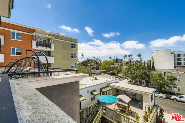 3650 5th Avenue, San Diego CA: https://media.crmls.org/mediaz/d68de00a-1ad6-48ba-bae7-d9abd62a5506.jpg