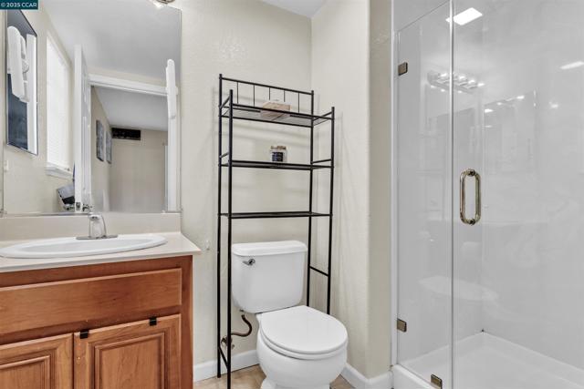 411 Summer Ln, Richmond CA: https://media.crmls.org/mediaz/d68e02c8-f3c8-431d-97e8-44198c81f72c.jpg