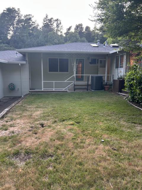 254 Mountain View Avenue, San Rafael CA: https://media.crmls.org/mediaz/d6909b9f-e33e-4e91-916d-3b9195f88b1b.jpg