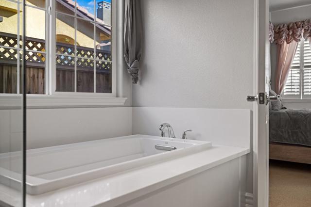 18511 McClellan Circle,  CA: https://media.crmls.org/mediaz/d690eb47-6505-4e5f-84f3-3675ce8f2ee8.jpg