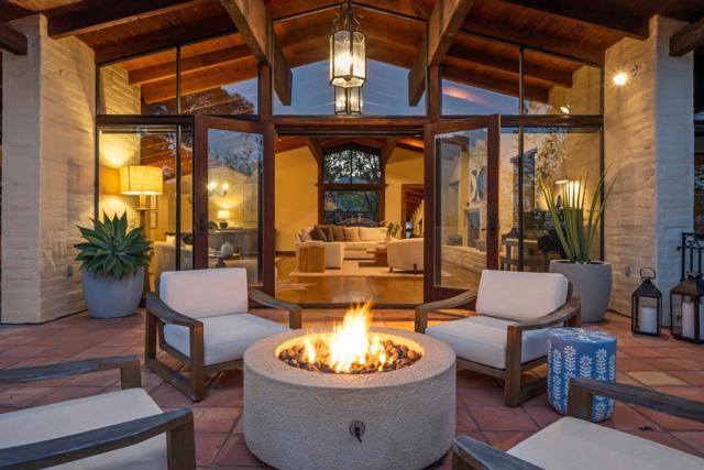 707 Vista Drive, Redwood City CA: https://media.crmls.org/mediaz/d6911780-c46c-4fd6-9ad2-7d1e1b00a0c6.jpg