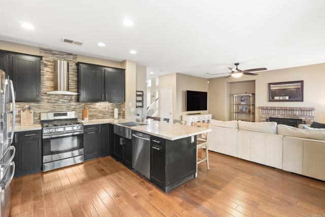 Detail Gallery Image 6 of 40 For 1266 Morgan Hill Dr, Chula Vista,  CA 91913 - 4 Beds | 2/1 Baths