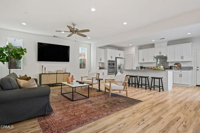 Detail Gallery Image 5 of 37 For 580 Alabama St, Ventura,  CA 93001 - 4 Beds | 3 Baths