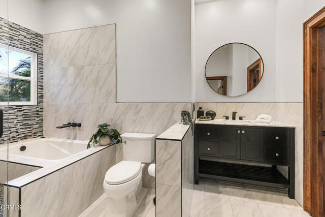 10240 Principe Place, Santa Rosa CA: https://media.crmls.org/mediaz/d69463b9-7fd9-4e1a-9771-4332973cd6ae.jpg