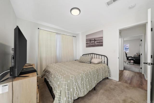 Image 14 of 34 For 2330 Di Foss Street