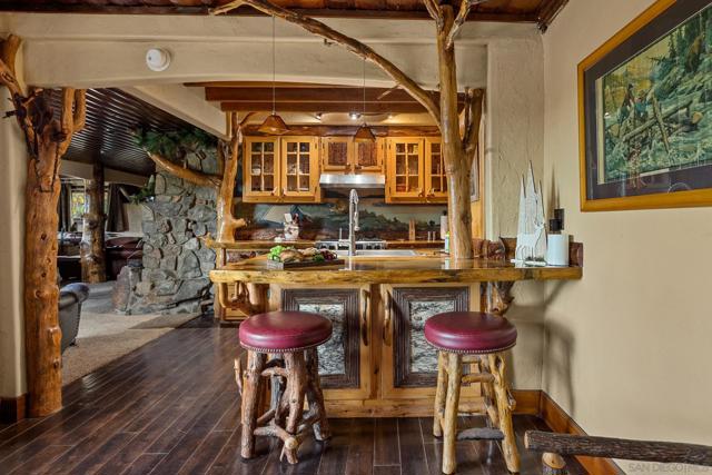 43133 Sheephorn Rd, Big Bear CA: https://media.crmls.org/mediaz/d6946872-0ece-4c10-abde-59bf685c4add.jpg