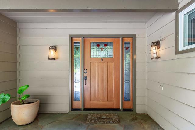 13250 Skyline Boulevard, Woodside CA: https://media.crmls.org/mediaz/d694bc2b-2f55-4ea2-992f-c63ed8e01294.jpg