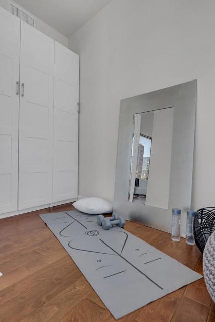 38 N Almaden Boulevard, San Jose CA: https://media.crmls.org/mediaz/d69555fc-d2c3-40b5-8a62-e8dfce96fa4a.jpg